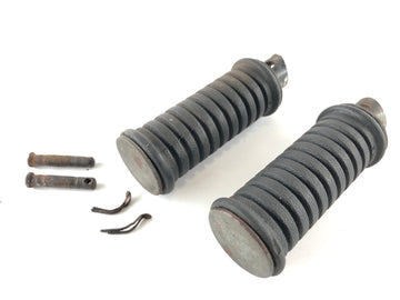 Suzuki GT 250 x7 [1978] - Footrests Pediatry Rasti vpravo a vlevo - 0