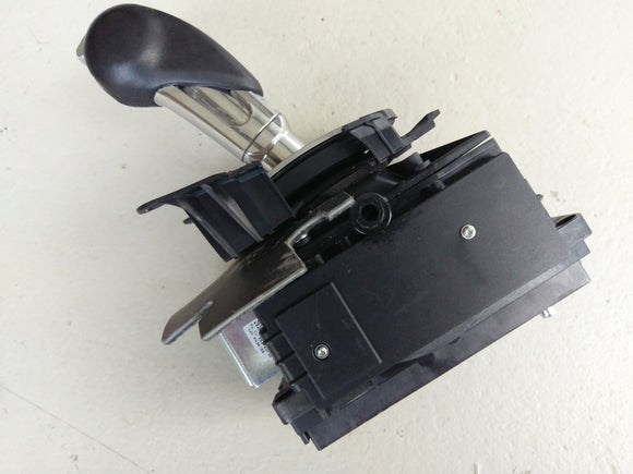 Porsche Panamera Turbo [2010]  - ギアレバーセレクターレバー