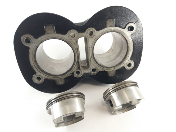 Triumph Bonneville 800 T100 [2004] - Cylinder with piston