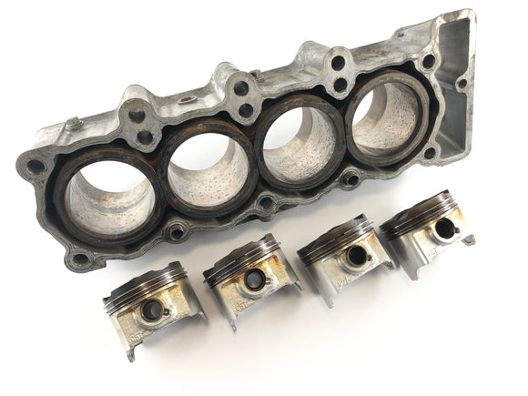 Kawasaki ZXR 400 ZX400L [1993] - Cylinder z tłokami