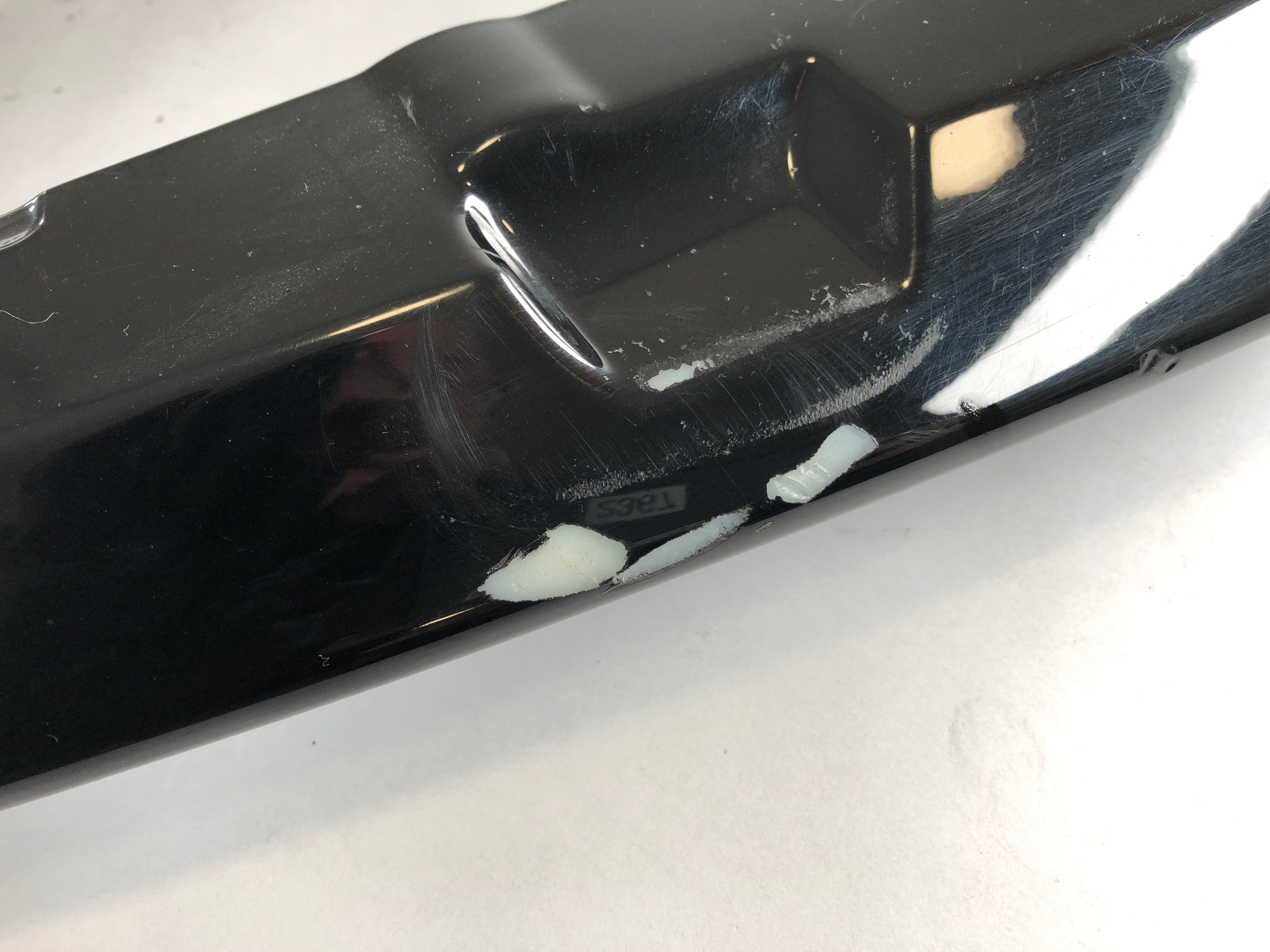 Triumph Tiger 1050 115NG [2016] - Rear fairing with scratches