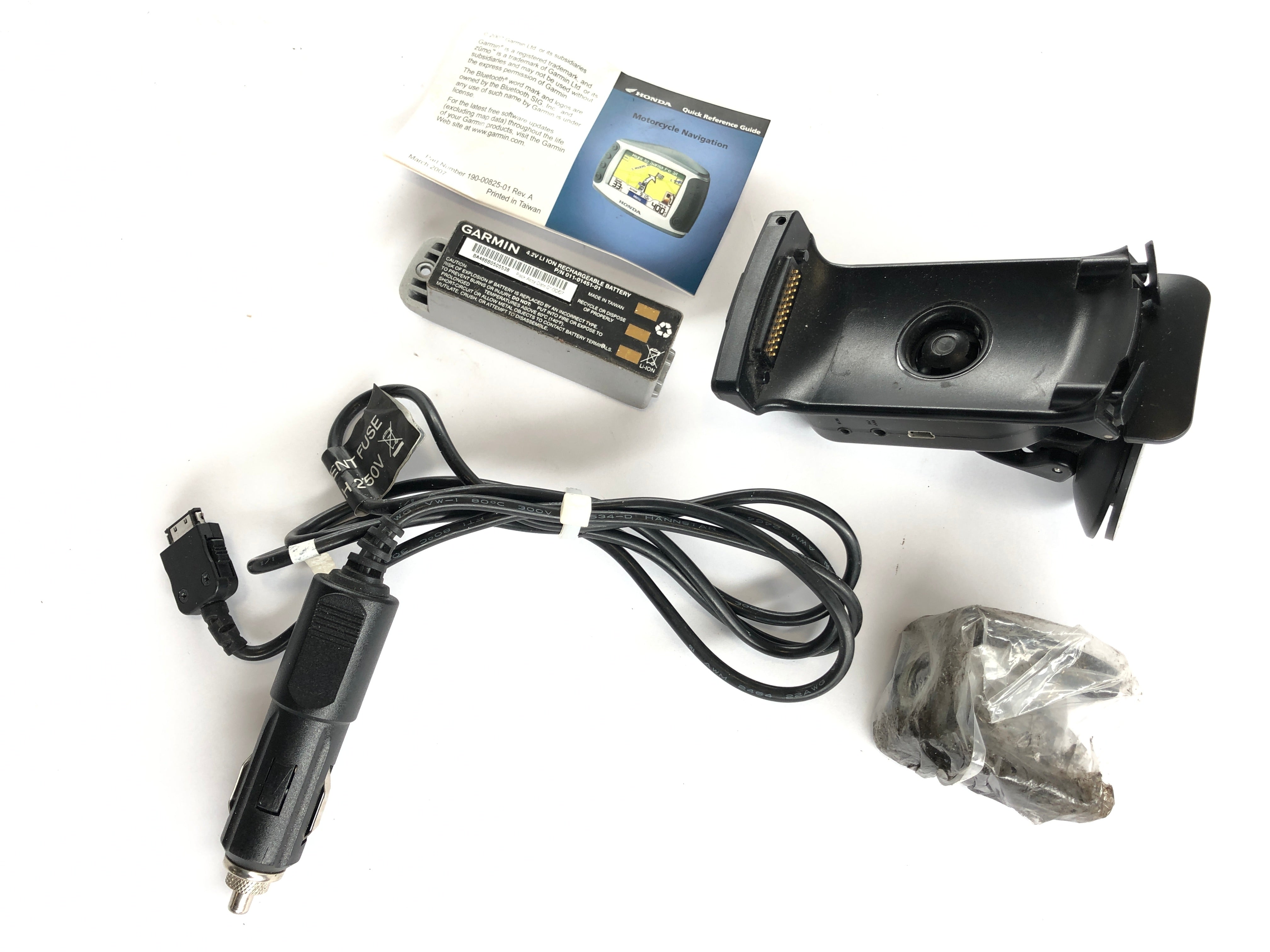 Honda Africa Twin XRV 750 RD07 [1993] - Charger and holder for Garmin Navi