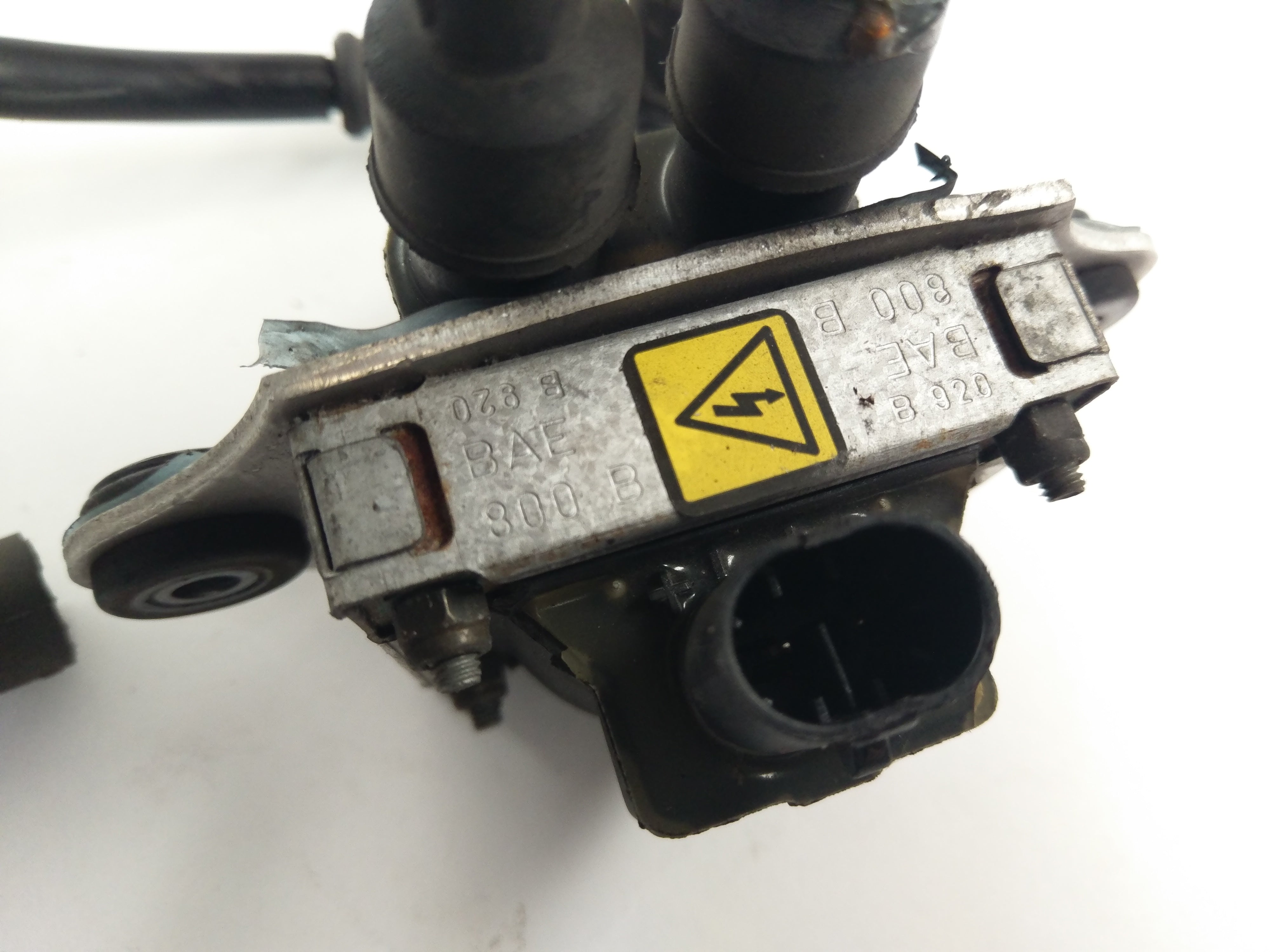 Moto Guzzi Norge 1200 [2008] - Ignition coil with spark plug connector