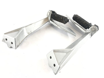 KTM Duke 125 [2011] - Passenger footrests with holder right and left