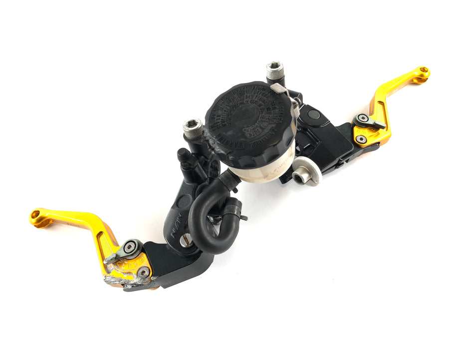 Triumph Street Triple R 675 D67ld [2008] - Rempomp en koppelingsfitting set