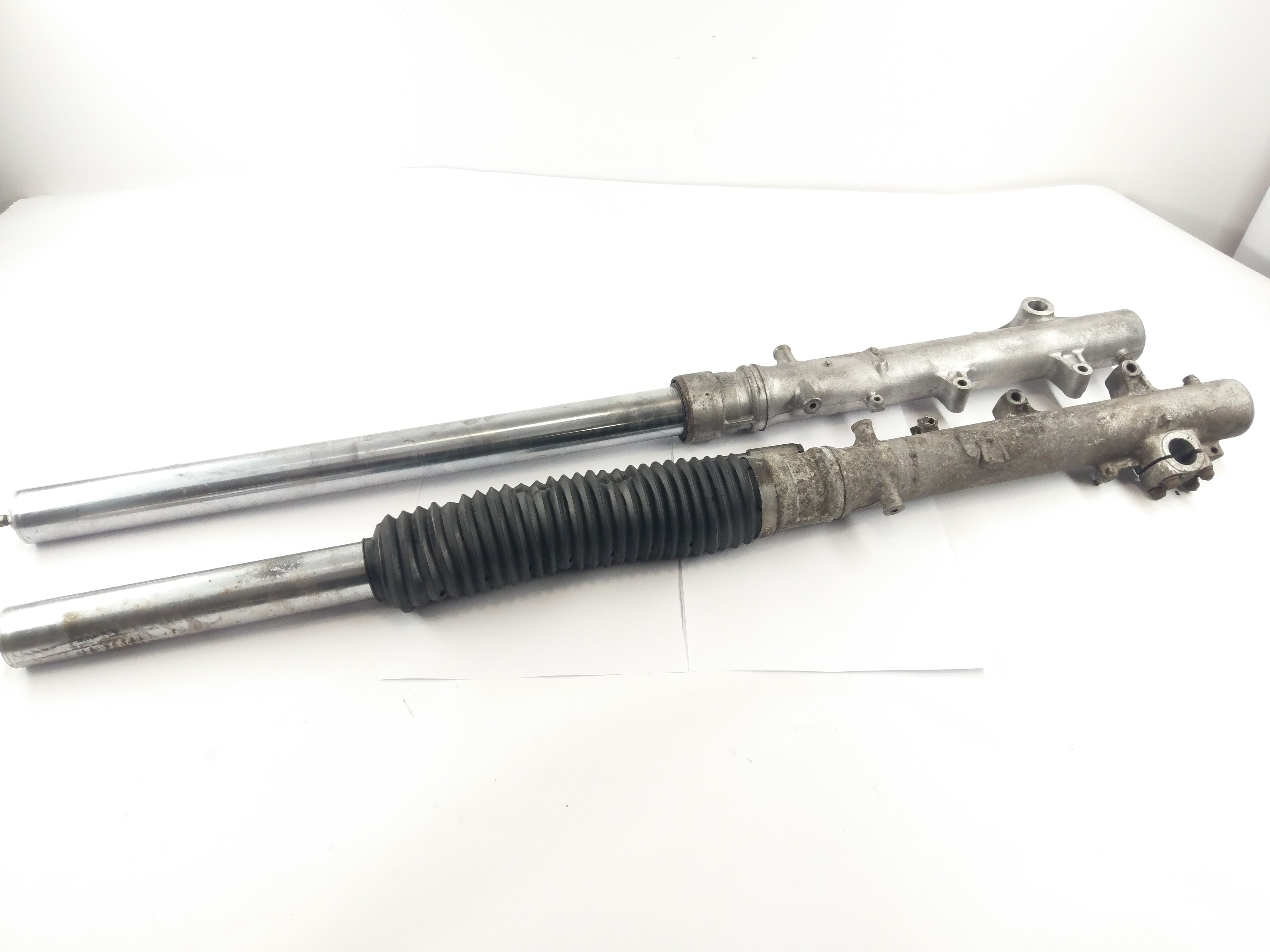 Honda XRV 750 Africa Twin RD04 [1991] - Fork Shock Absorbers