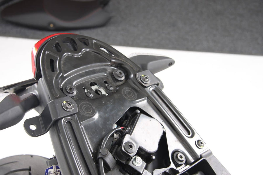 Ducati Monster 1100 EVO [2011-2013]-C-Bow side carrier