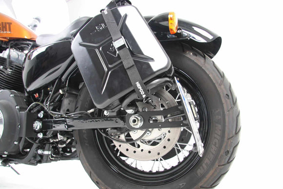 Harley-Davidson Sportster 883 Roadst [2004-2020] - Kanister Cutout inkl. Halter