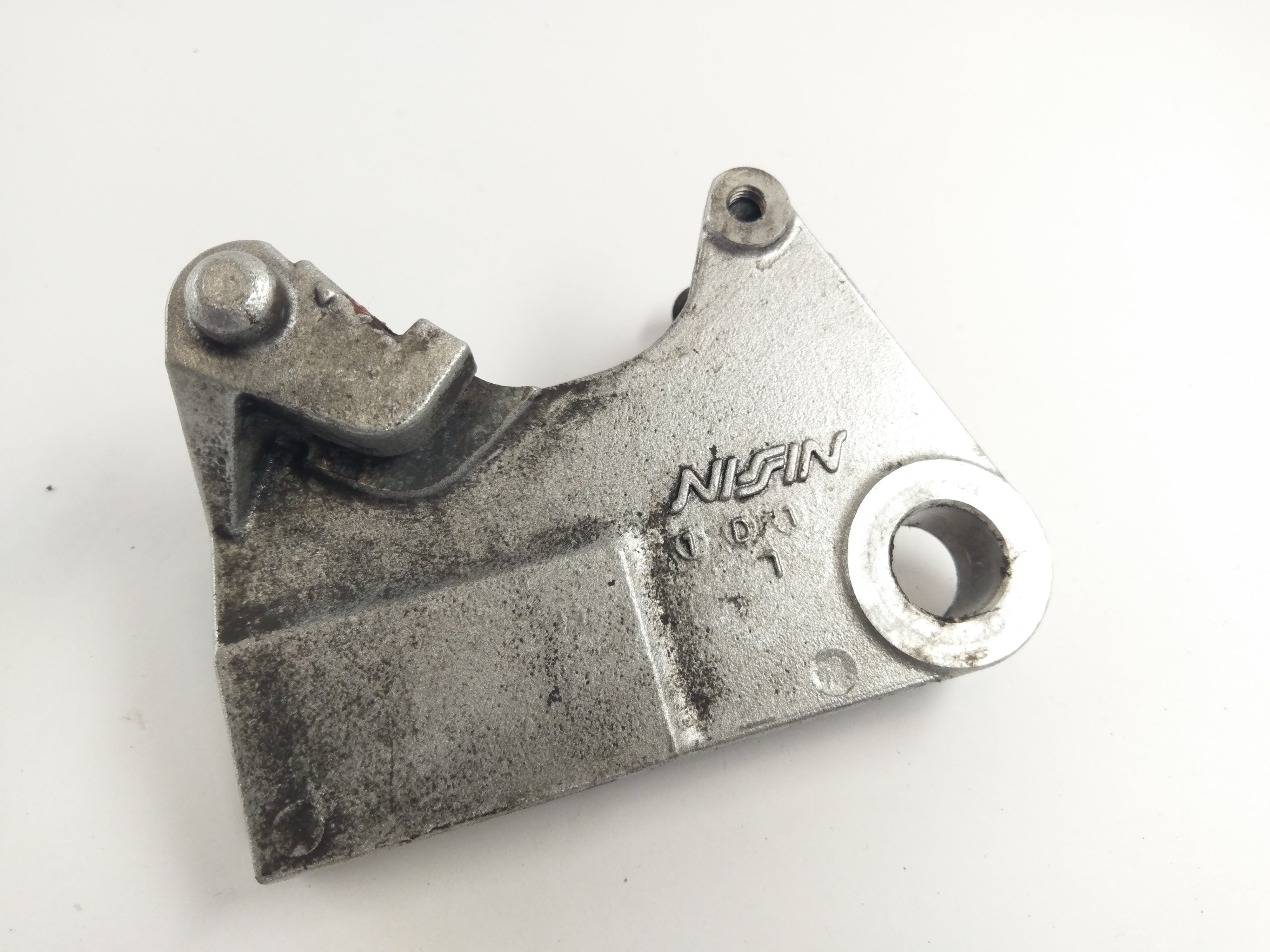 Triumph Daytona 955i T595N [2002] - Brake anchor plate