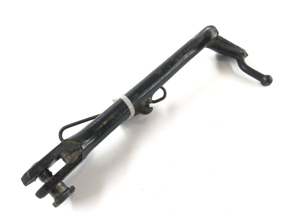 ホンダCB 550 F [スーパースポーツ]  - 春のスタンドサイドスタンド