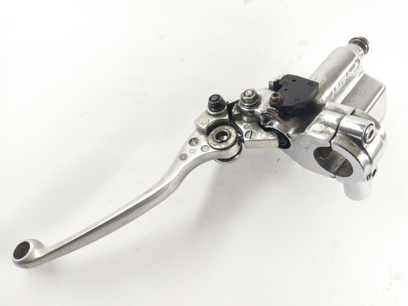 Suzuki Intruder 1500 VL [2000] - Bromspump med bromsspak