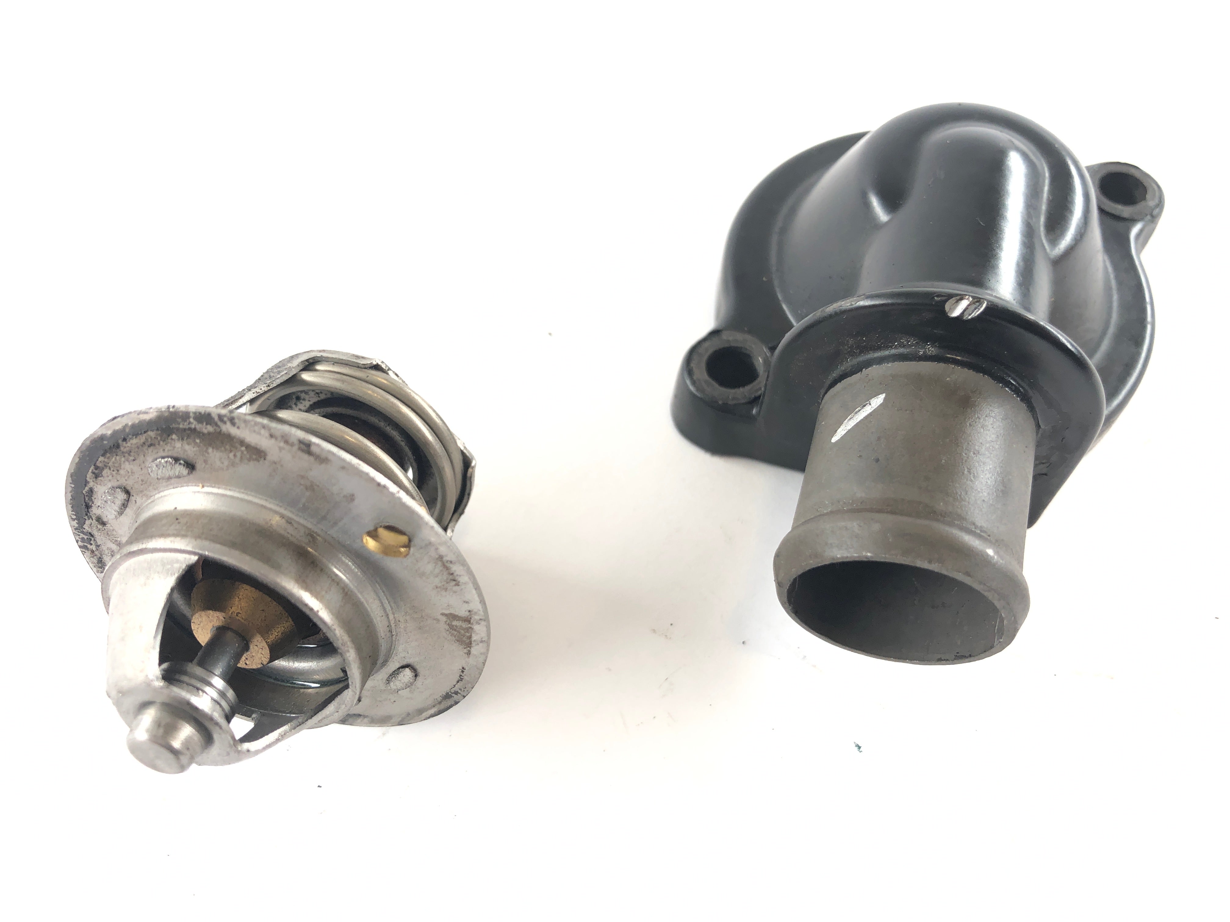 Triumph Speed Triple 1050 515NJ [2005] - Thermostat Kühlmittelthermostat mit Gehäuse