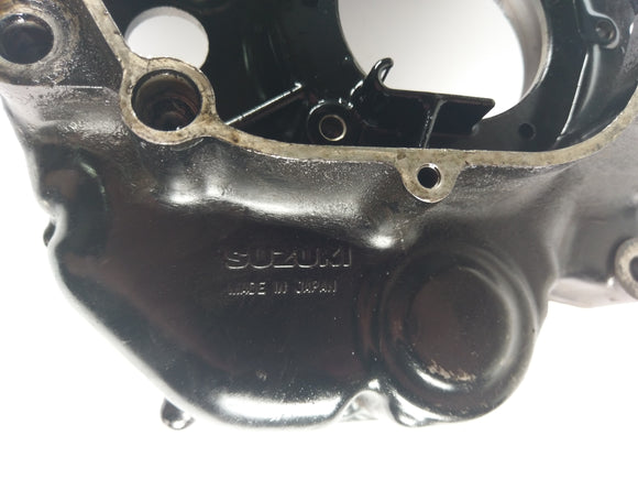 SUZUKI DR 650 SP42B - Silniki po prawej z filtrem bagiennym i wałkiem balansowym