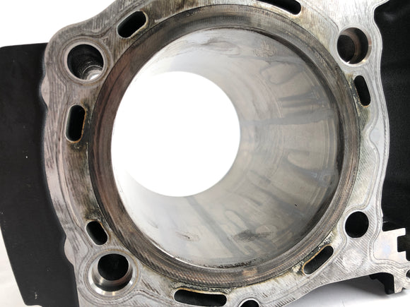 Kawasaki VN 1500 Classic VNT50D [2000] - Cylinder z przednim cylindrem z tłokami z tłokami