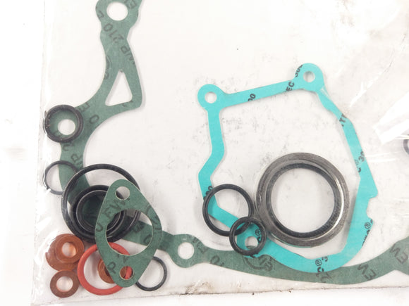 Yamaha DT 125 DE06 [2003] - As vedações do motor são pacote