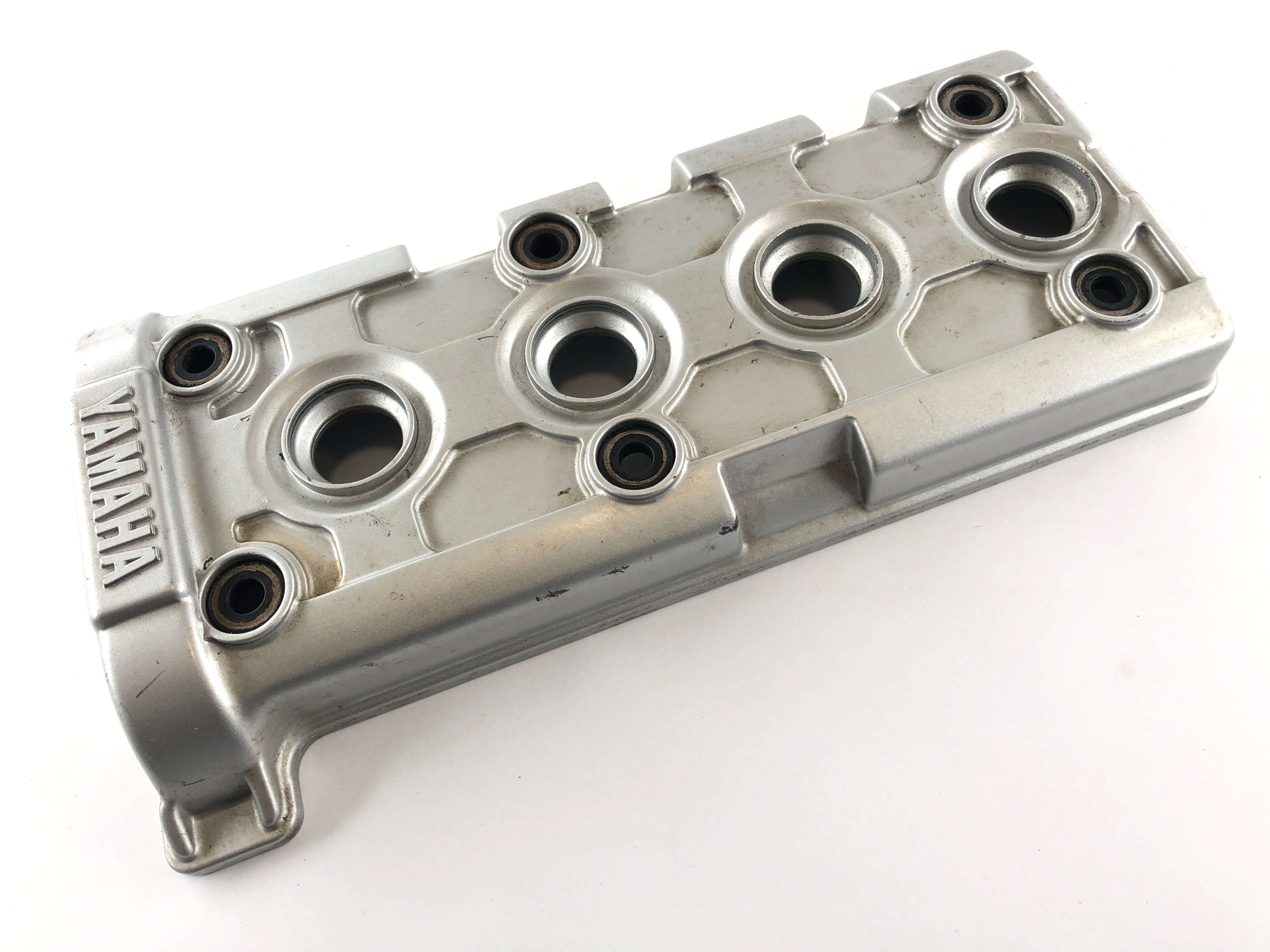 Yamaha YZF R6 RJ03 [2000] - Valve cover engine cover