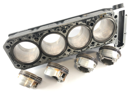 Kawasaki ZRX 1100 ZRT10C [2000] - Cylinder z tłokami