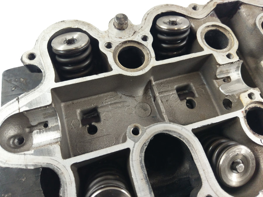 Benelli 504 Sport [1979] - Cylinder Head