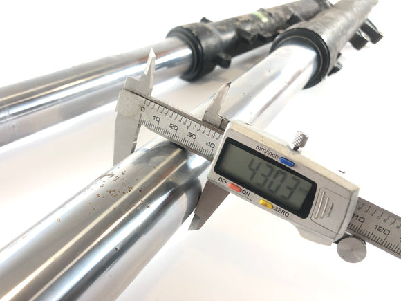 Honda Varadero XL 1000 SD02 [2002] - Fork Telescopic fork with axle