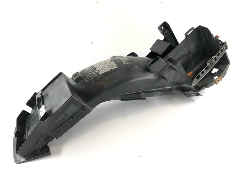 Honda VFR 750 F RC24 [1988] - Rear substructure splash guard