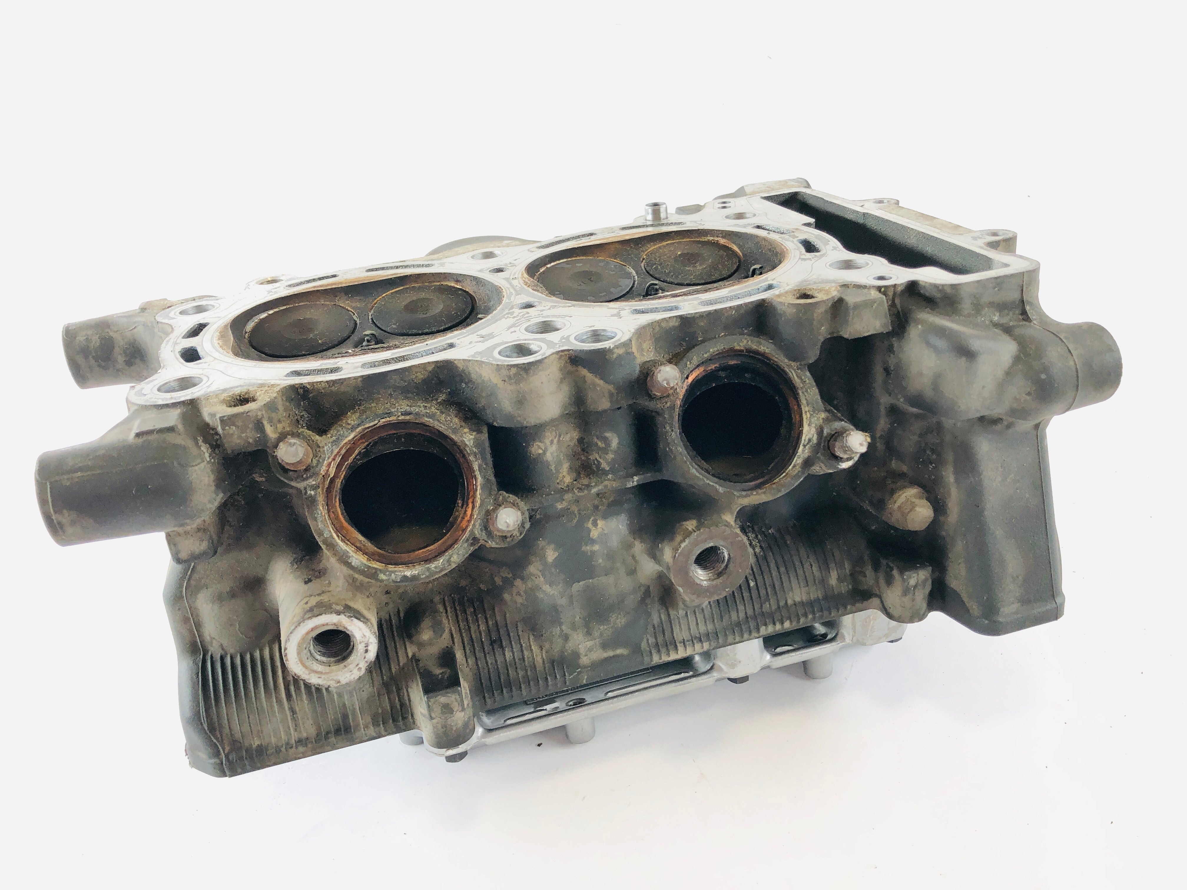 Yamaha XT 1200 Z Super Tenere DP01 [2012] - Cylinder head