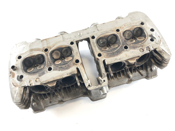 Honda CB 900 F2 SC09 [1985] - головка цилиндра