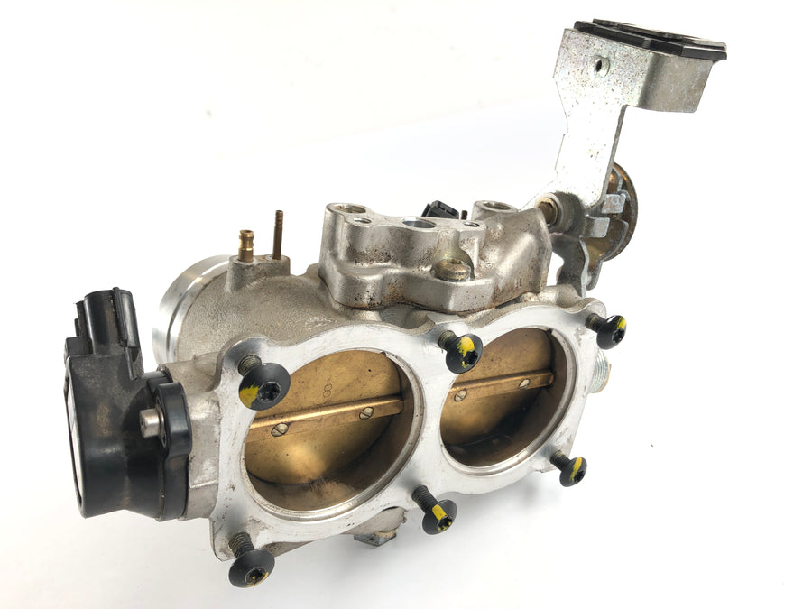 Kan op de spyder SM5 [2009] - gaskleppen