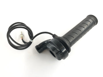 Triumph Street Triple R 675 D67LD [2008] - Raccordi del manubrio sulla maniglia a gas destra