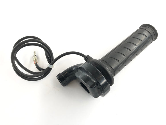 Triumph Street Triple R 675 D67LD [2008] - Raccordi del manubrio sulla maniglia a gas destra