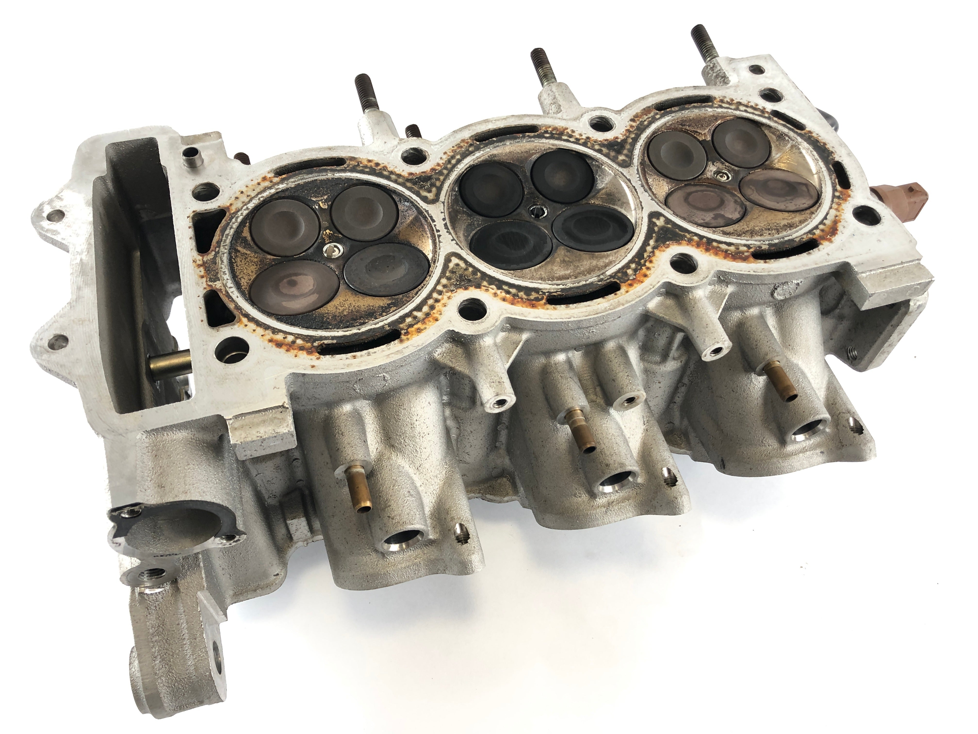 Triumph Daytona 955i T595N [2001] - Cylinder head