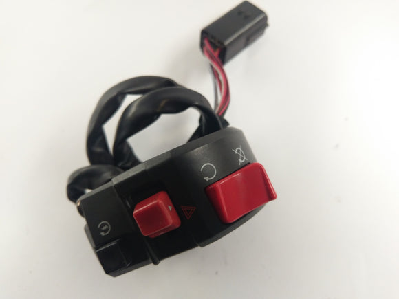 Benelli TNT 1130 Sport [2002] - Styret bryter til høyre