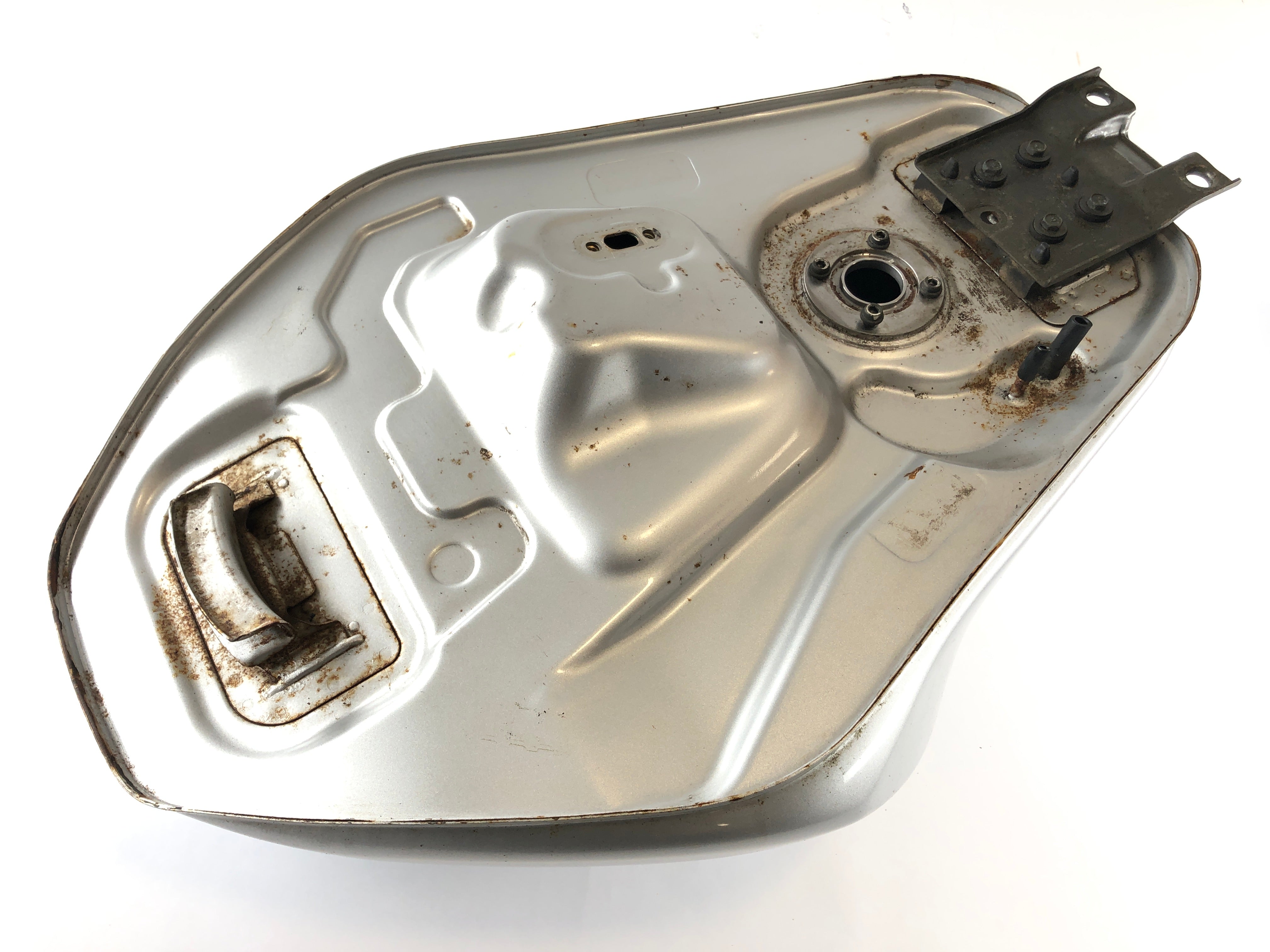 Suzuki Bandit GSF 650 S WVB5 [2005] - Fuel tank with dent