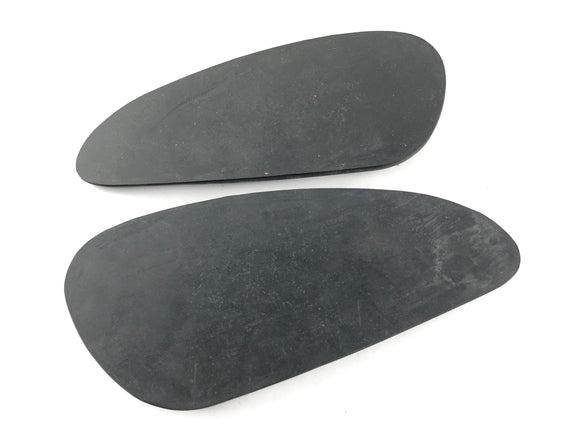 Triumph Thruxton 900 [2004] - gomma del serbatoio