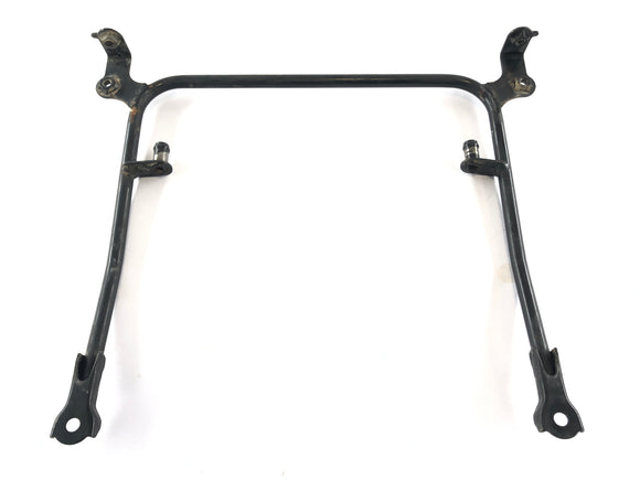 Yamaha Grizzly 660 AM03W [2003] - kledningsholder ved vannkjøleren foran