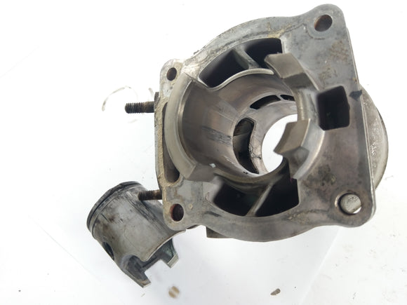 Yamaha TDR 125 5AN [1999] - Цилиндр и поршень