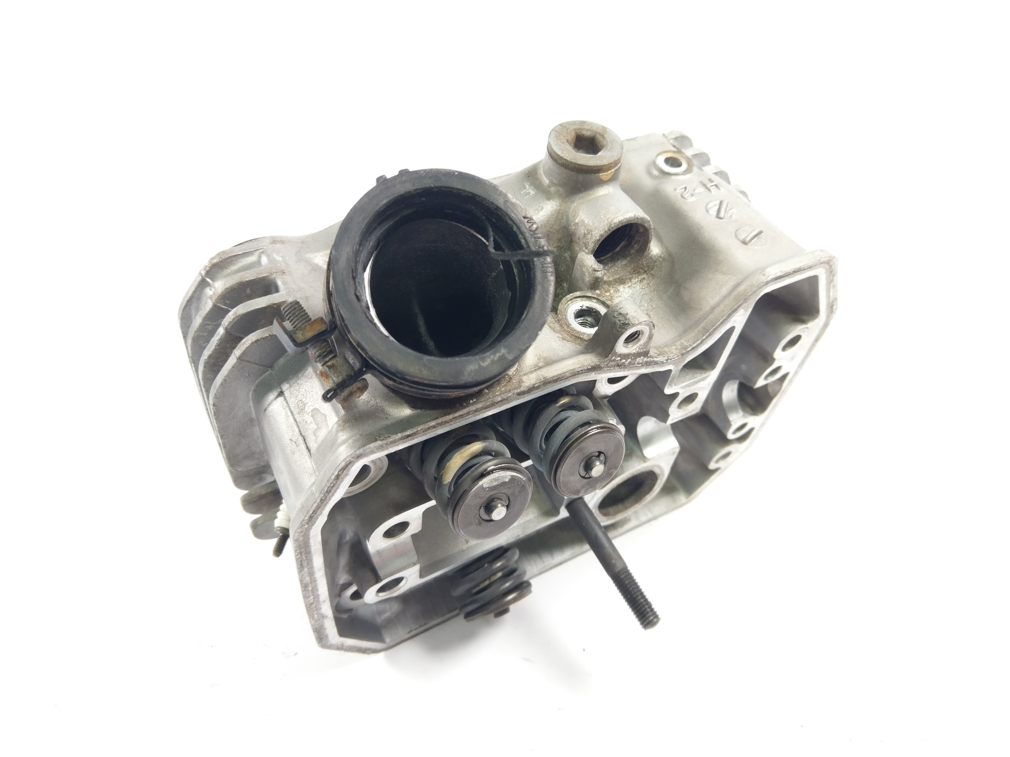 Honda NTV 650 RC33 - cylinder head