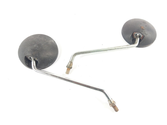 Yamaha XV 750 5G5 [1981] - Vista trasera del espejo espejo de la pareja rayos en la parte posterior