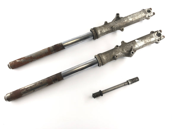 ホンダCB 550 F [スーパースポーツ]  - 軸付きフォークテレガベル