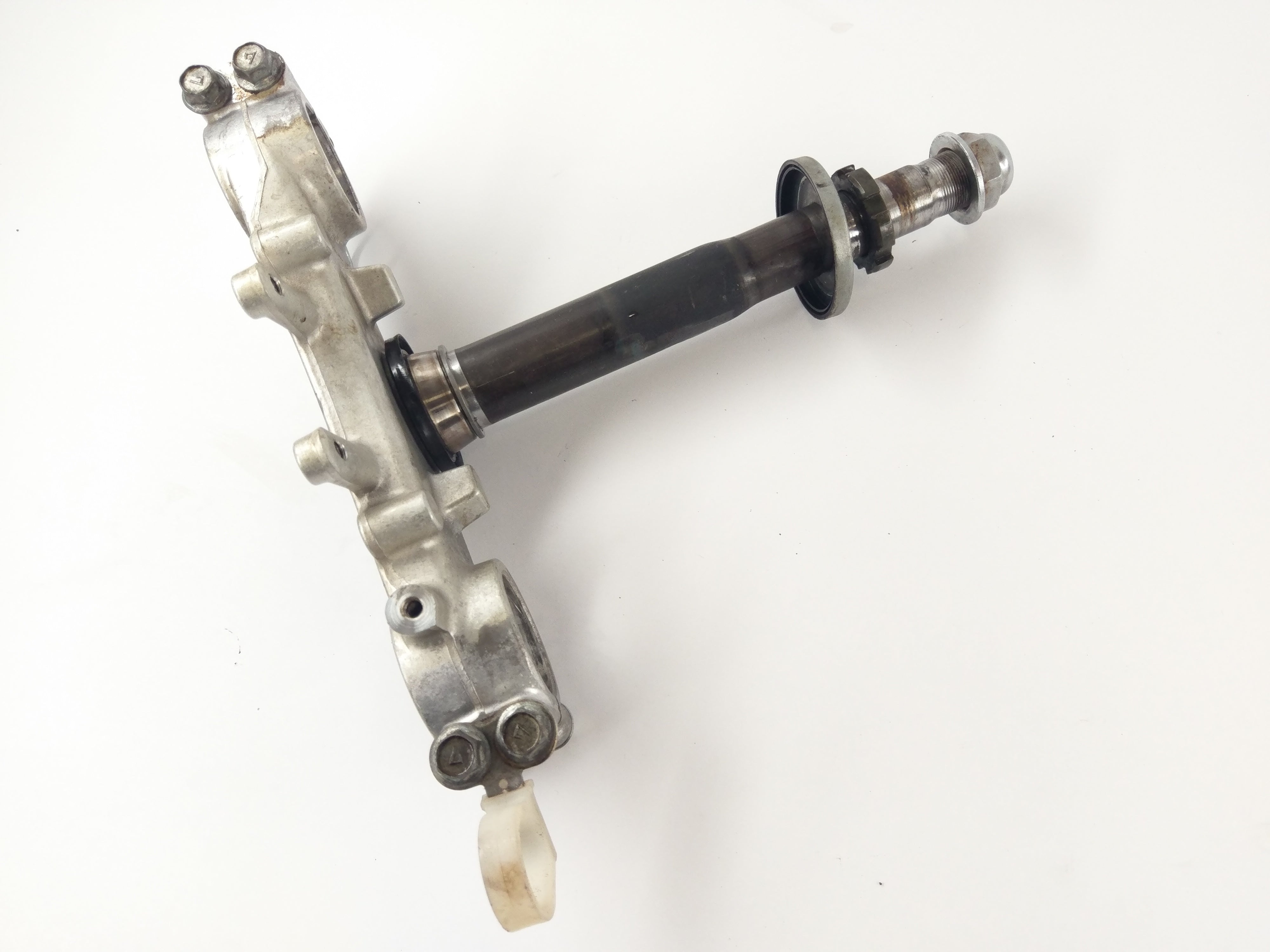 Yamaha DT 125 DE03 [2003] - lower triple clamp