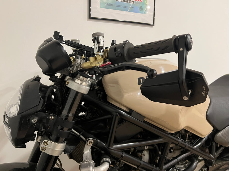 Koncová zrcátka řídítek 2 kusy [E-mark] - Husqvarna Supermoto Vitpilen Svartpilen 401 701 perspektivní pohled