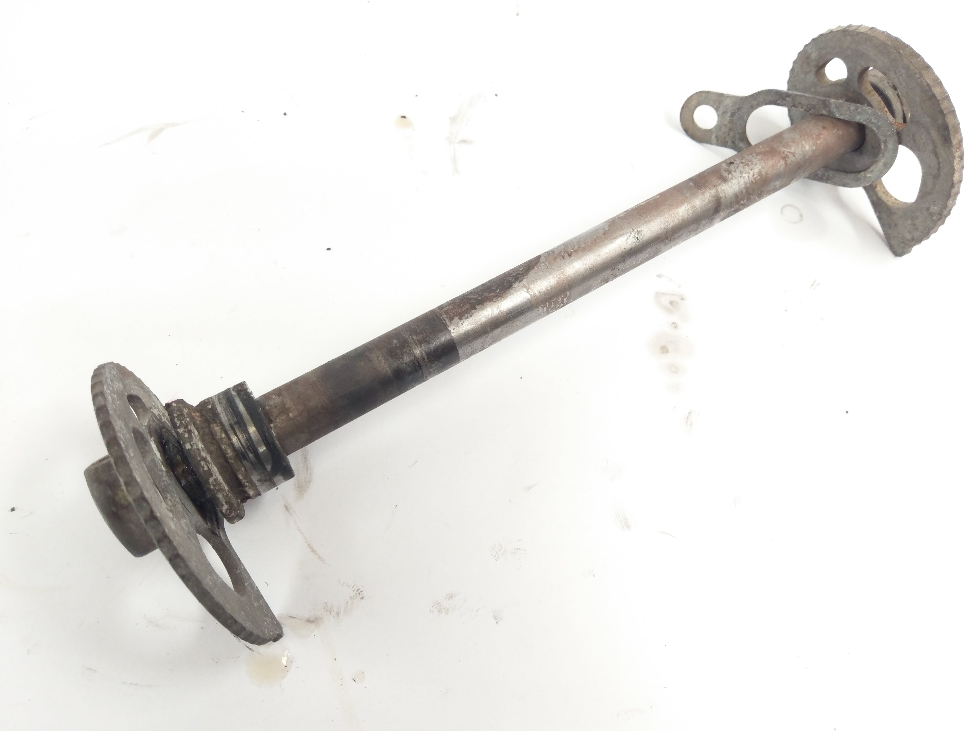 Honda XL 600 R PD03 [1984] - Rear axle Rear wheel axle Rear axle