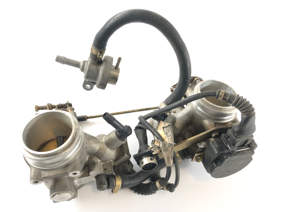 Ducati 888 Strada [1993] - Gassventil