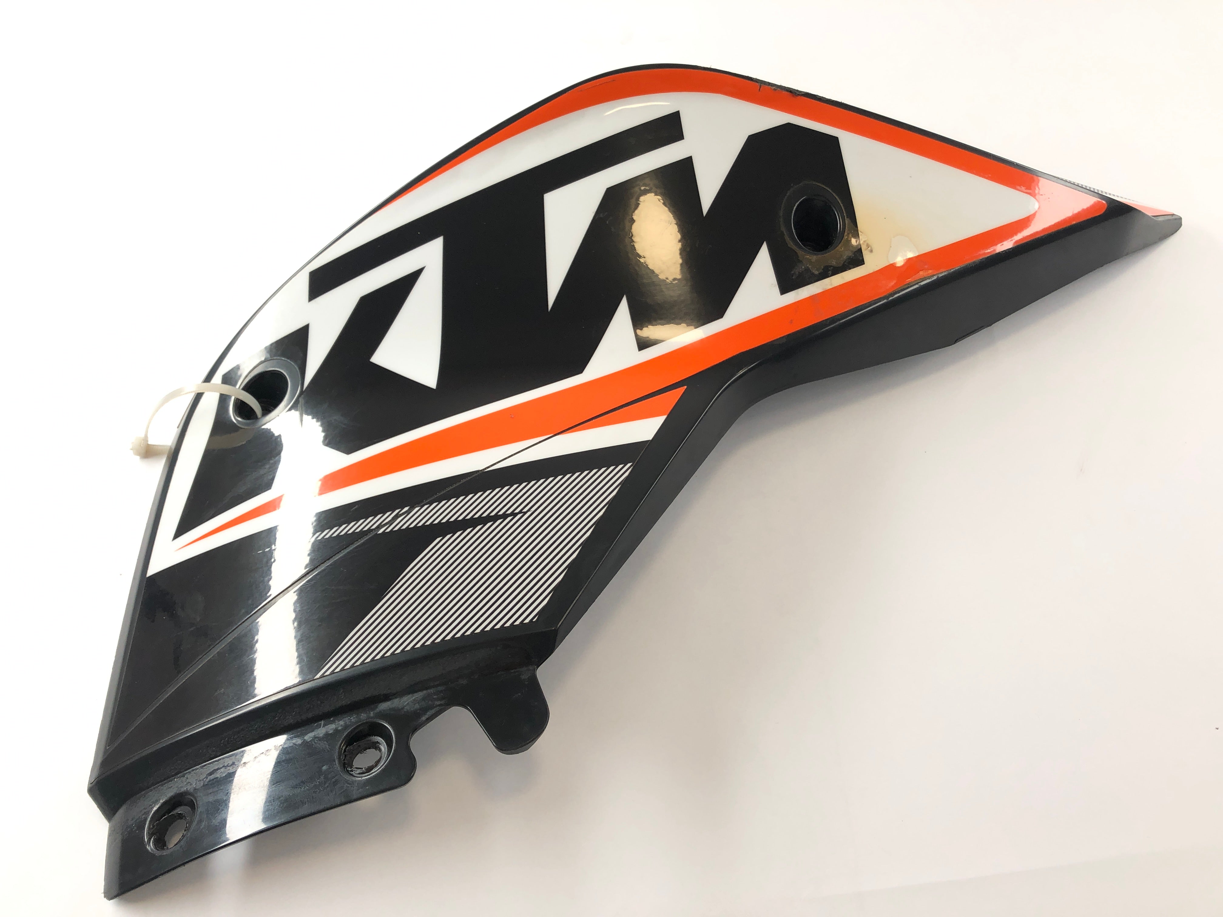 KTM Duke 690 A3 [2012] - Carénage de réservoir carénage droit