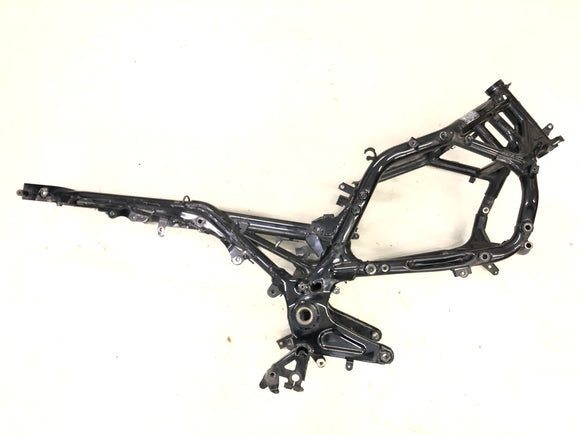 Honda ST 1100 SC26 Pan European [1990] - рама с бумагами