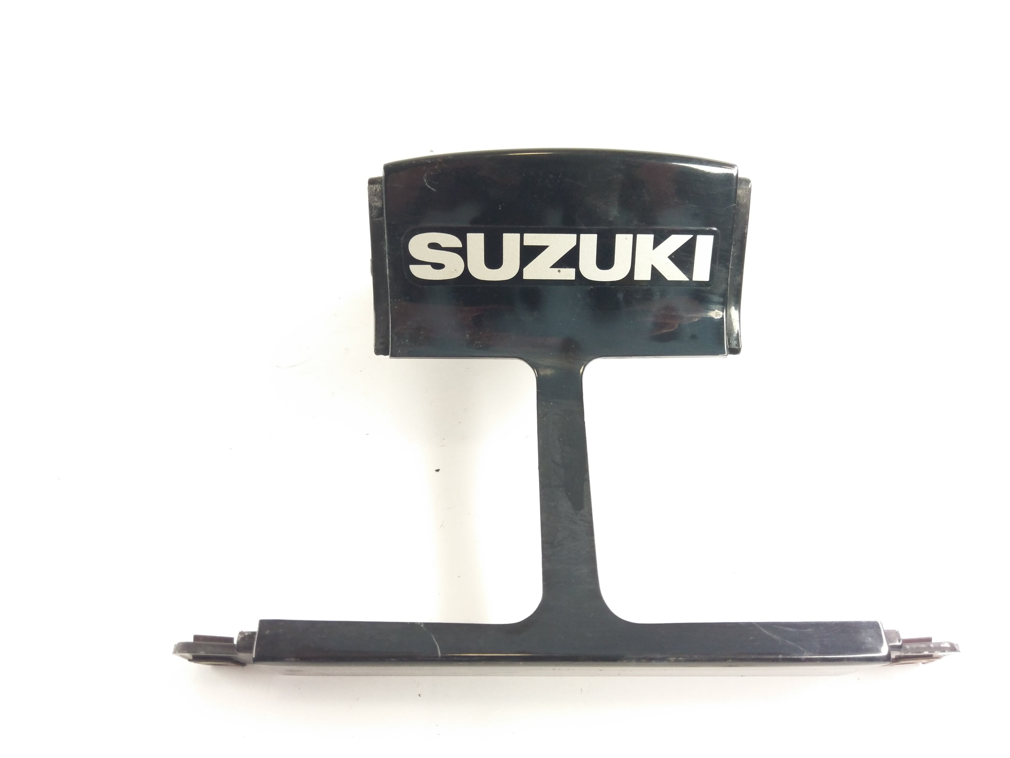 Suzuki GSXR 1100 GV73A [1992] - Rear fairing center section taillight