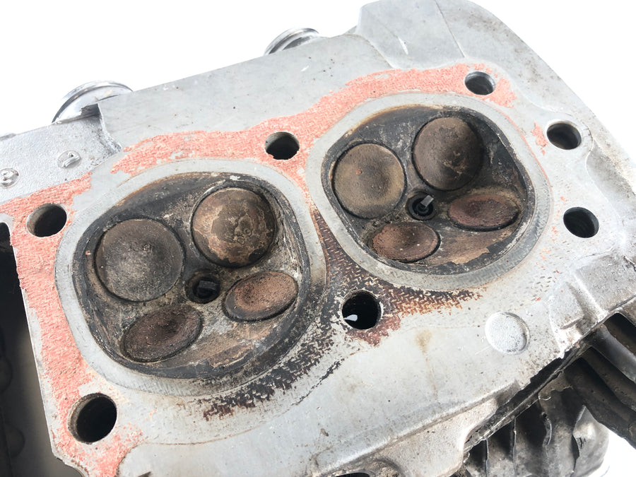 Honda CB 900 F SC01 [1981] - Cylinder head