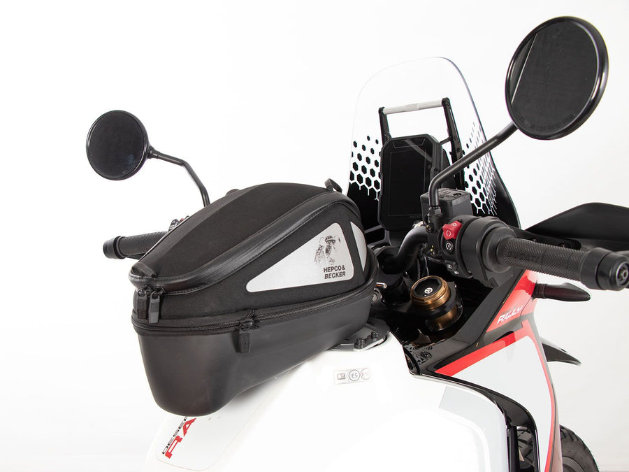 Ducati DesertX [2022-2025] - Tankring Basic inkl. Gegenstück Tankrucksack Rueckansicht