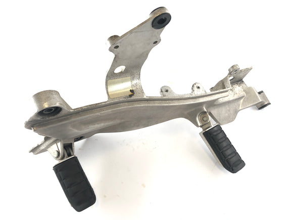 Honda ST 1100 SC26 Pan European [1990] - Support de repose-pied gauche