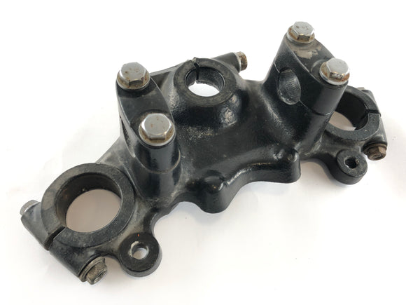 ホンダCB 550 F [スーパースポーツ]  - 上のフォークブリッジ