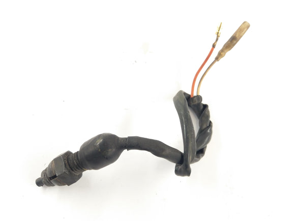 スズキ侵入者VS 700 VP51A [1986]  - 背面のブレーキライトスイッチ